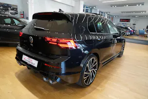 VW Golf 2.0 TSI R DSG 4Motion Akrapovič