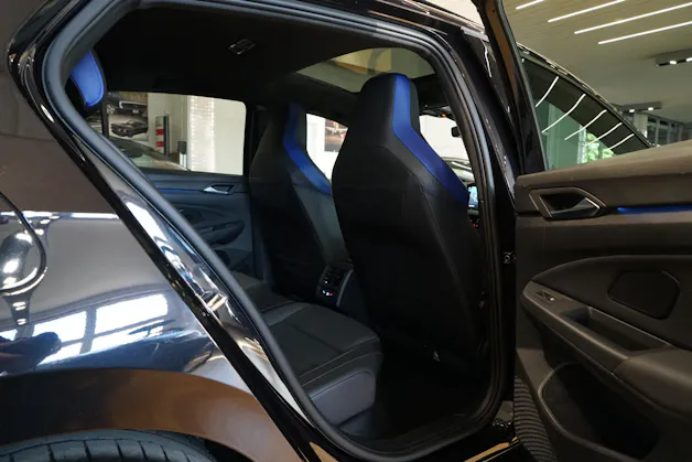 VW Golf 2.0 TSI R DSG 4Motion Akrapovič