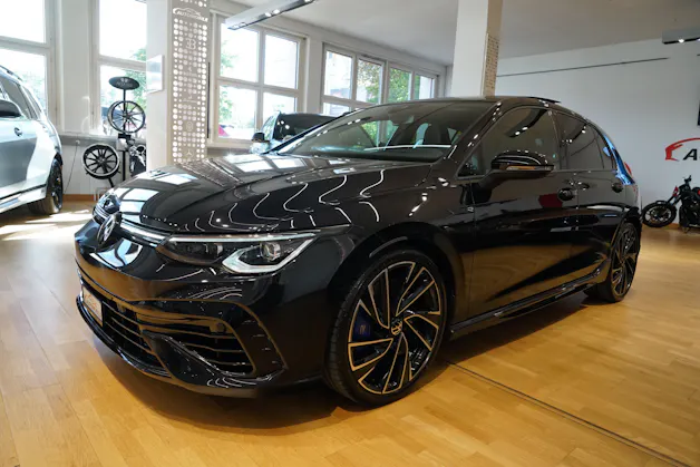 VW Golf 2.0 TSI R DSG 4Motion Akrapovič