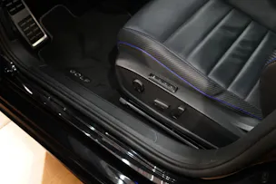 VW Golf 2.0 TSI R DSG 4Motion Akrapovič