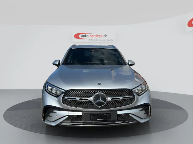MERCEDES-BENZ GLC 300 4Matic AMG Line 9G-Tronic