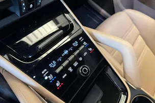 PORSCHE Cayenne Turbo E-Hybrid Tiptronic