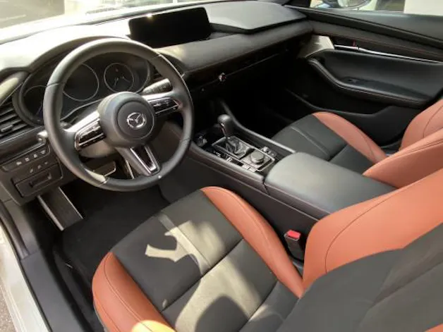 MAZDA 3 HB G 140 Nagisa A