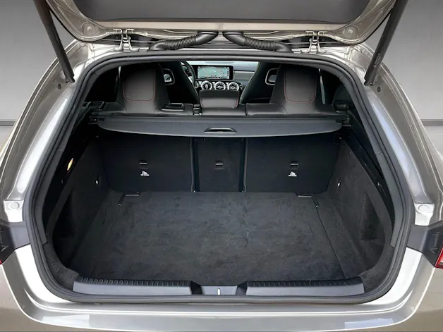 MERCEDES-BENZ CLA-Klasse X118 Shooting Brake CLA 200 AMG Line