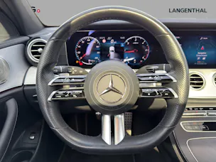 MERCEDES-BENZ E 220 d T 4Matic AMG Line 9G-Tronic