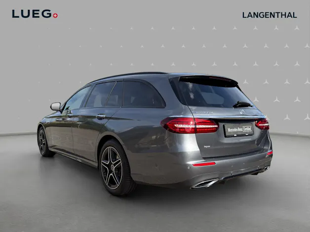 MERCEDES-BENZ E 220 d T 4Matic AMG Line 9G-Tronic