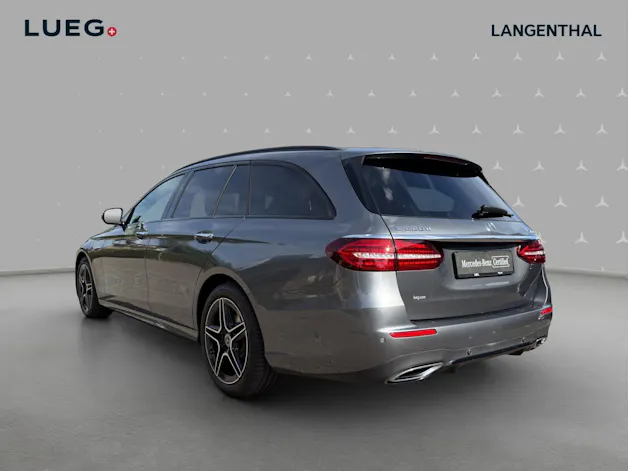 MERCEDES-BENZ E 220 d T 4Matic AMG Line 9G-Tronic