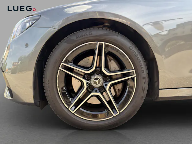 MERCEDES-BENZ E 220 d T 4Matic AMG Line 9G-Tronic