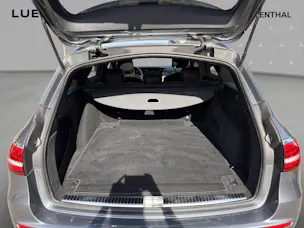 MERCEDES-BENZ E 220 d T 4Matic AMG Line 9G-Tronic