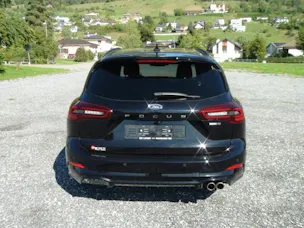 FORD Focus Station Wagon 1.0i EcoB Hybrid 155 ST-Line X