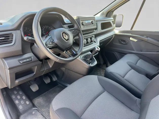 RENAULT Trafic 2.0 Blue dCi 130 Advance L2H1 EN