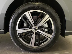 VW Caddy Maxi Kombi Premium 1.5 TSI DSG Rollstuhltransport 5+1 Plätze