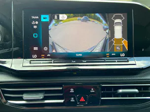 VW Caddy Maxi Kombi Premium 1.5 TSI DSG Rollstuhltransport 5+1 Plätze