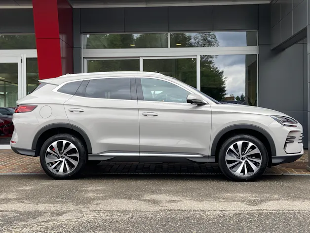 BYD Seal U DM-i Design AWD