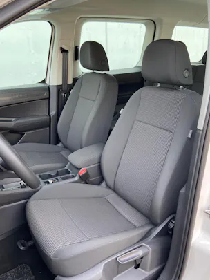 VW Caddy Maxi Kombi 2.0 TDi DSG Rollstuhltransport 5+1 Plätze