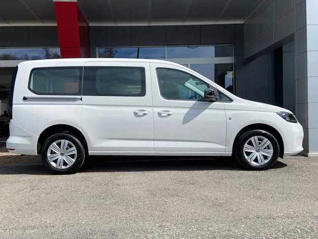VW Caddy Maxi Kombi 2.0 TDi DSG Rollstuhltransport 5+1 Plätze