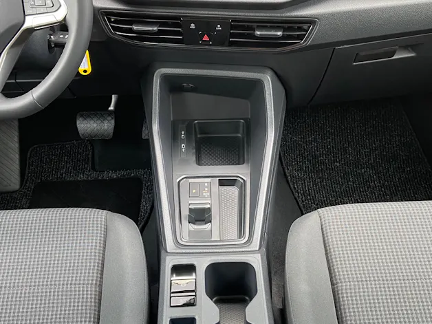 VW Caddy Maxi Kombi 2.0 TDi DSG Rollstuhltransport 5+1 Plätze
