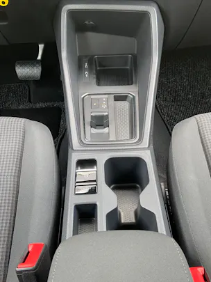 VW Caddy Maxi Kombi 2.0 TDi DSG Rollstuhltransport 5+1 Plätze