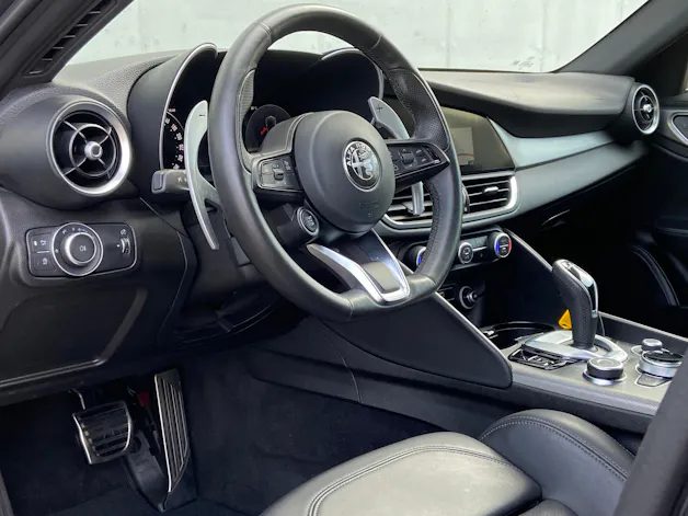 ALFA ROMEO Giulia 2.0 Veloce Q4 AT8