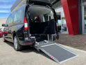 VW Caddy Maxi Kombi 2.0 TDi DSG Rollstuhltransport 5+1 Plätze