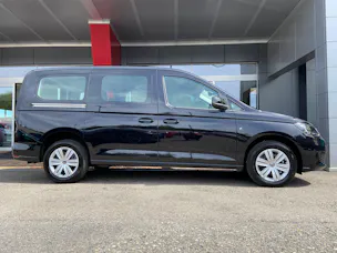 VW Caddy Maxi Kombi 2.0 TDi DSG Rollstuhltransport 5+1 Plätze
