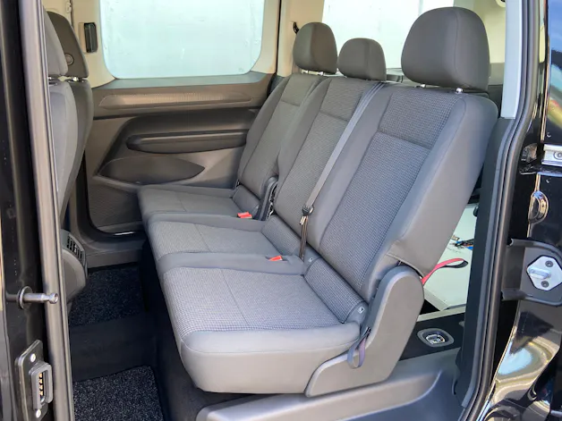VW Caddy Maxi Kombi 2.0 TDi DSG Rollstuhltransport 5+1 Plätze