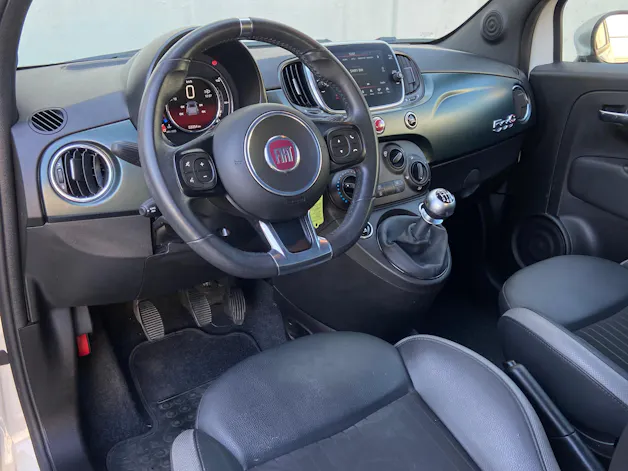 FIAT 500C 1.0 N3 MildHybrid Rockstar