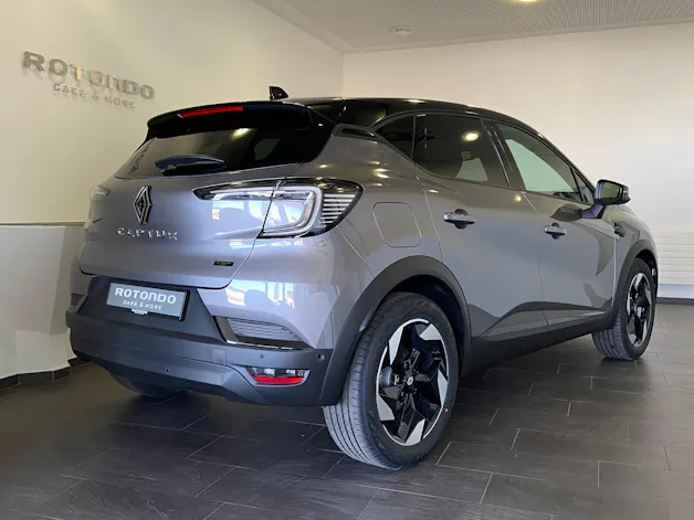 RENAULT Captur 1.8 E-Tech 160 Techno DHT