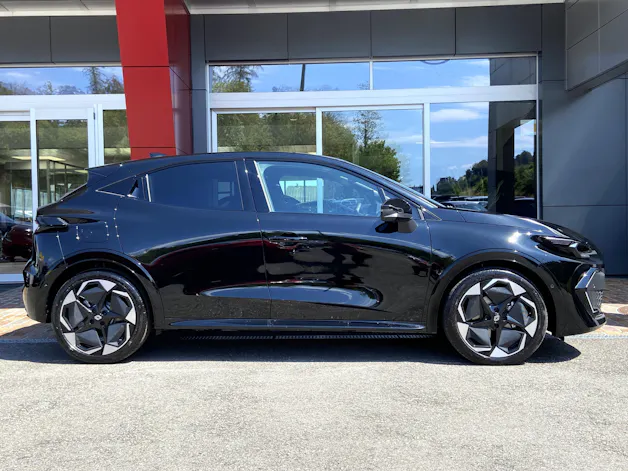 RENAULT Clio 1.8 E-Tech Techno