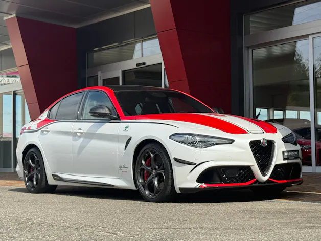 ALFA ROMEO Giulia 2.9 V6 Quadrifoglio Racing Sauber F1