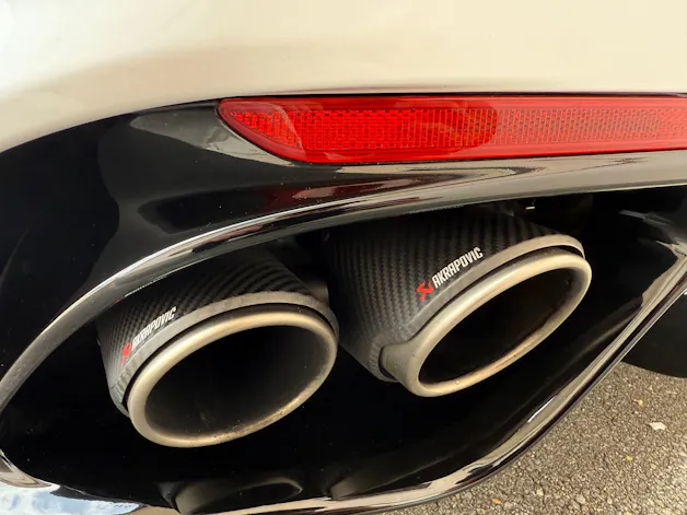ALFA ROMEO Giulia 2.9 V6 Quadrifoglio Racing Sauber F1