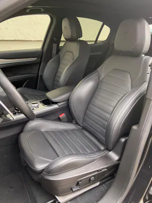 ALFA ROMEO Stelvio 2.0 Veloce Pack Premium Sky Q4 AT8