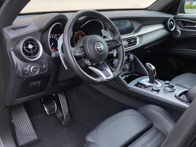 ALFA ROMEO Stelvio 2.0 Veloce Pack Premium Sky Q4 AT8