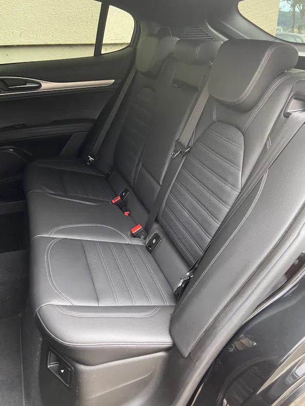 ALFA ROMEO Stelvio 2.0 Veloce Pack Premium Sky Q4 AT8