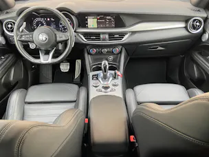 ALFA ROMEO Stelvio 2.0 Veloce Pack Premium Sky Q4 AT8