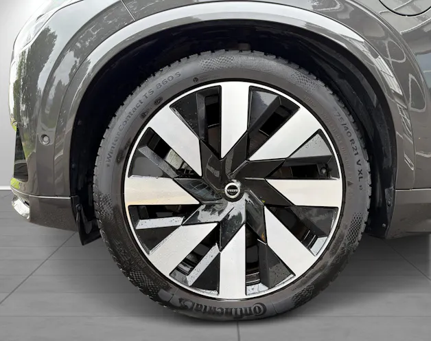 VOLVO XC90 2.0 T8 TE Ultimate Dark 7