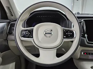 VOLVO XC90 2.0 T8 TE Ultimate Dark 7