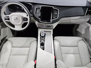 VOLVO XC90 2.0 T8 TE Ultimate Dark 7