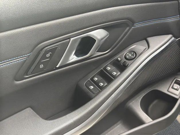 BMW 330i Touring xDrive Steptronic M Sport