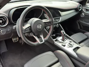 ALFA ROMEO Giulia 2.0 Competizione Q4 AT8