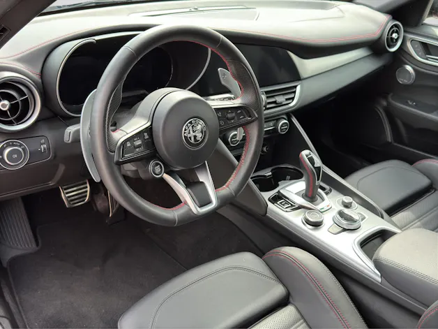 ALFA ROMEO Giulia 2.0 Competizione Q4 AT8