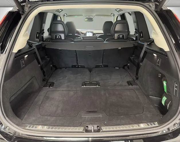 VOLVO XC90 2.0 T8 TE Plus Dark eAWD