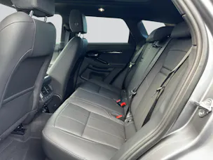 Land Rover Range Rover Evoque P 270e Dynamic SE Black AT9