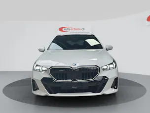 BMW 520i Touring M Sport Pro Mild Hybrid