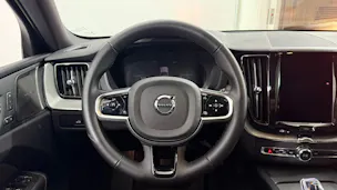 VOLVO XC60 2.0 T8 TE XCENTRIC Black