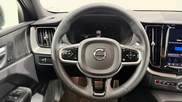 VOLVO XC60 2.0 T8 TE XCENTRIC Black