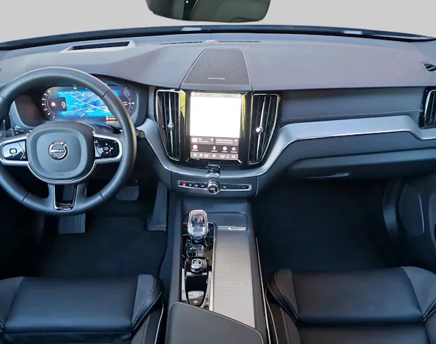VOLVO XC60 2.0 T8 TE XCENTRIC Black