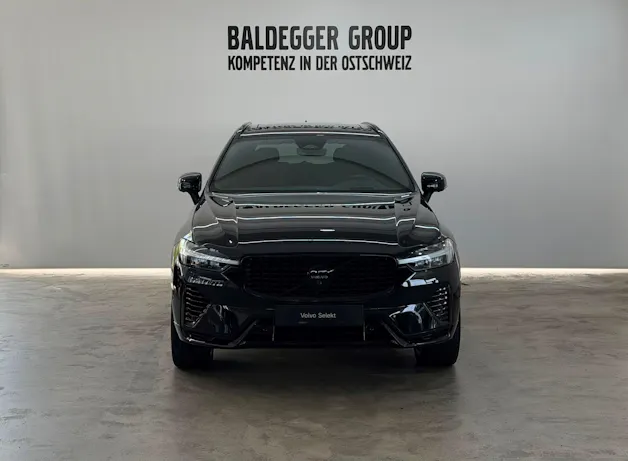 VOLVO XC60 2.0 T8 TE XCENTRIC Black
