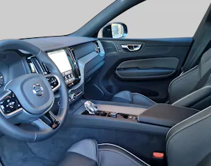 VOLVO XC60 2.0 T8 TE XCENTRIC Black