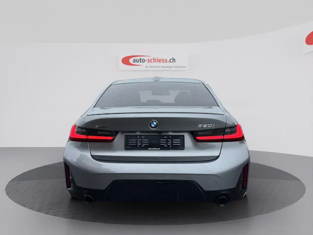BMW 320i xDrive Steptronic M Sport